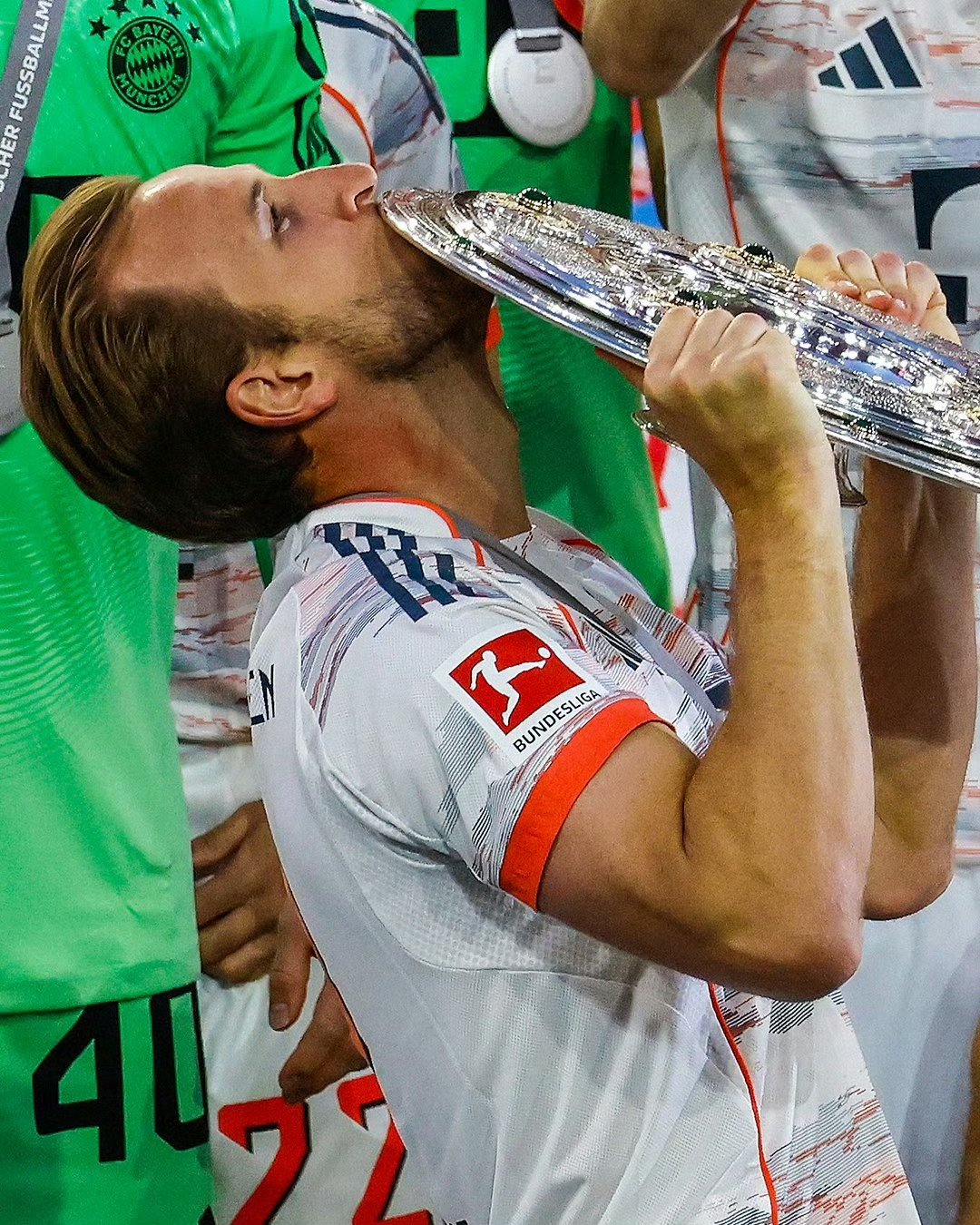 德国队带队取胜!,凯恩重要时刻表现优异全场沸腾不已 德国队带队取胜!,凯恩重要时刻表现优异全场沸腾不已