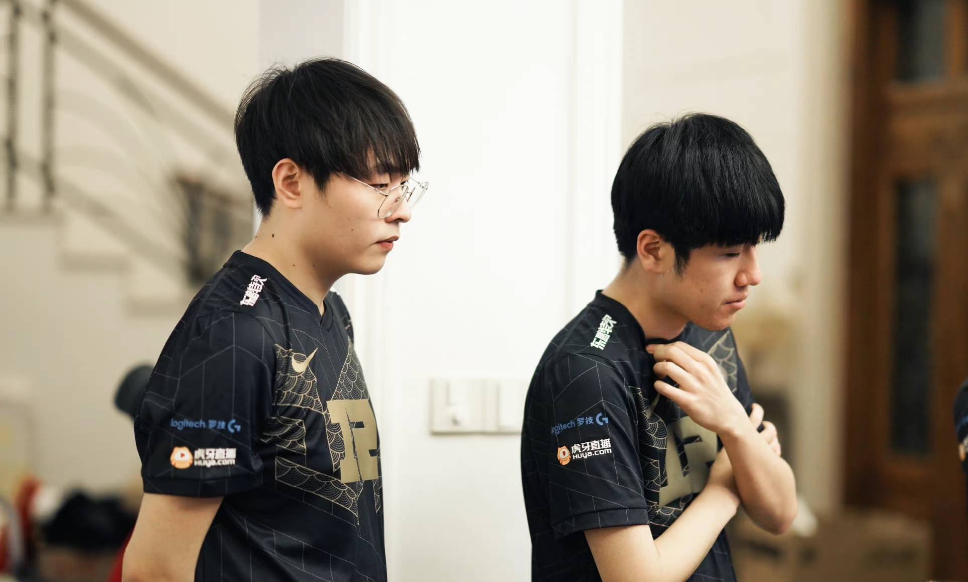 包含穆古鲁扎爆冷击败RNG，赛事规则更新引爆全场！的词条