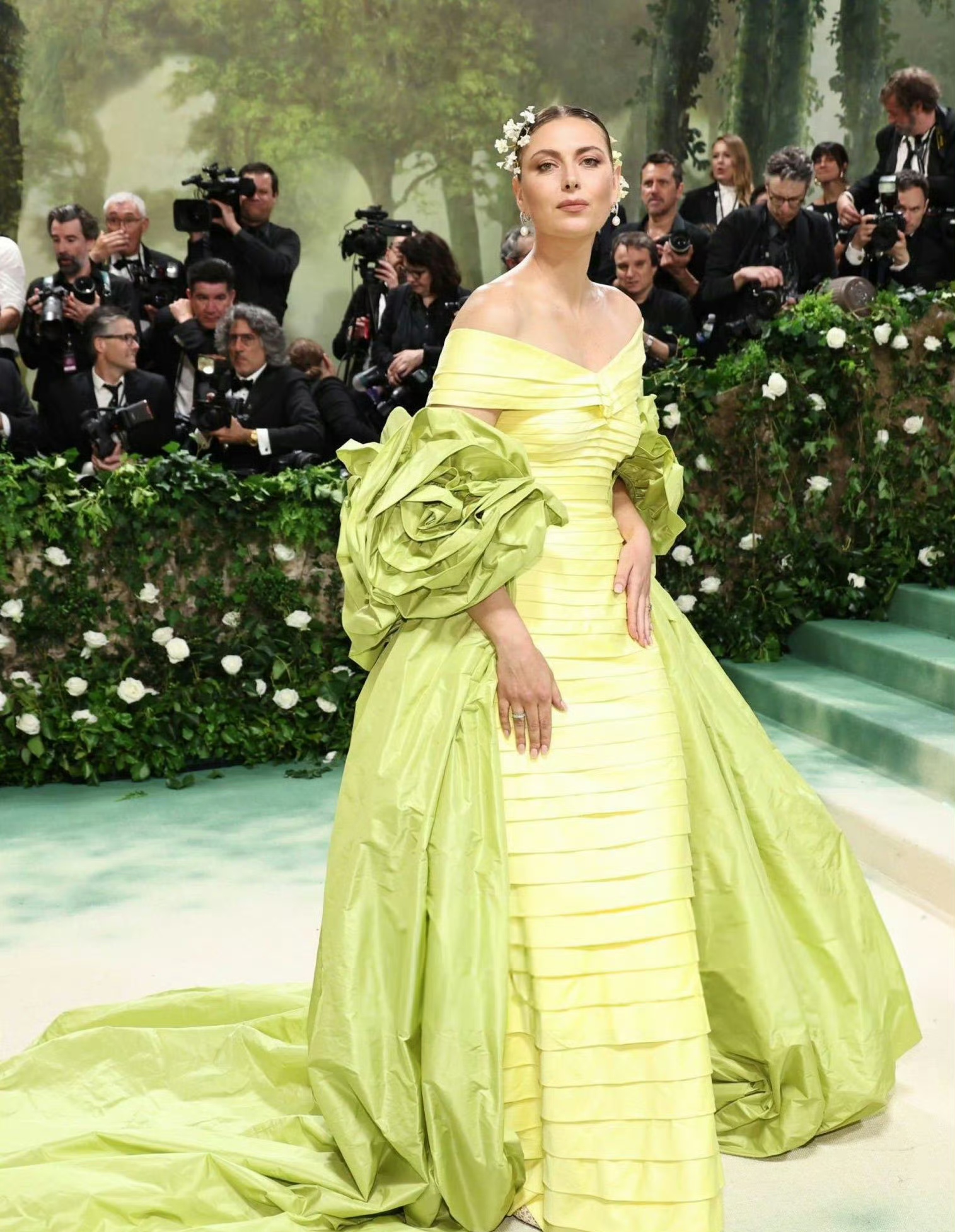 莎拉波娃新星惊险取胜表现惊艳，DWG未来可期！的简单介绍